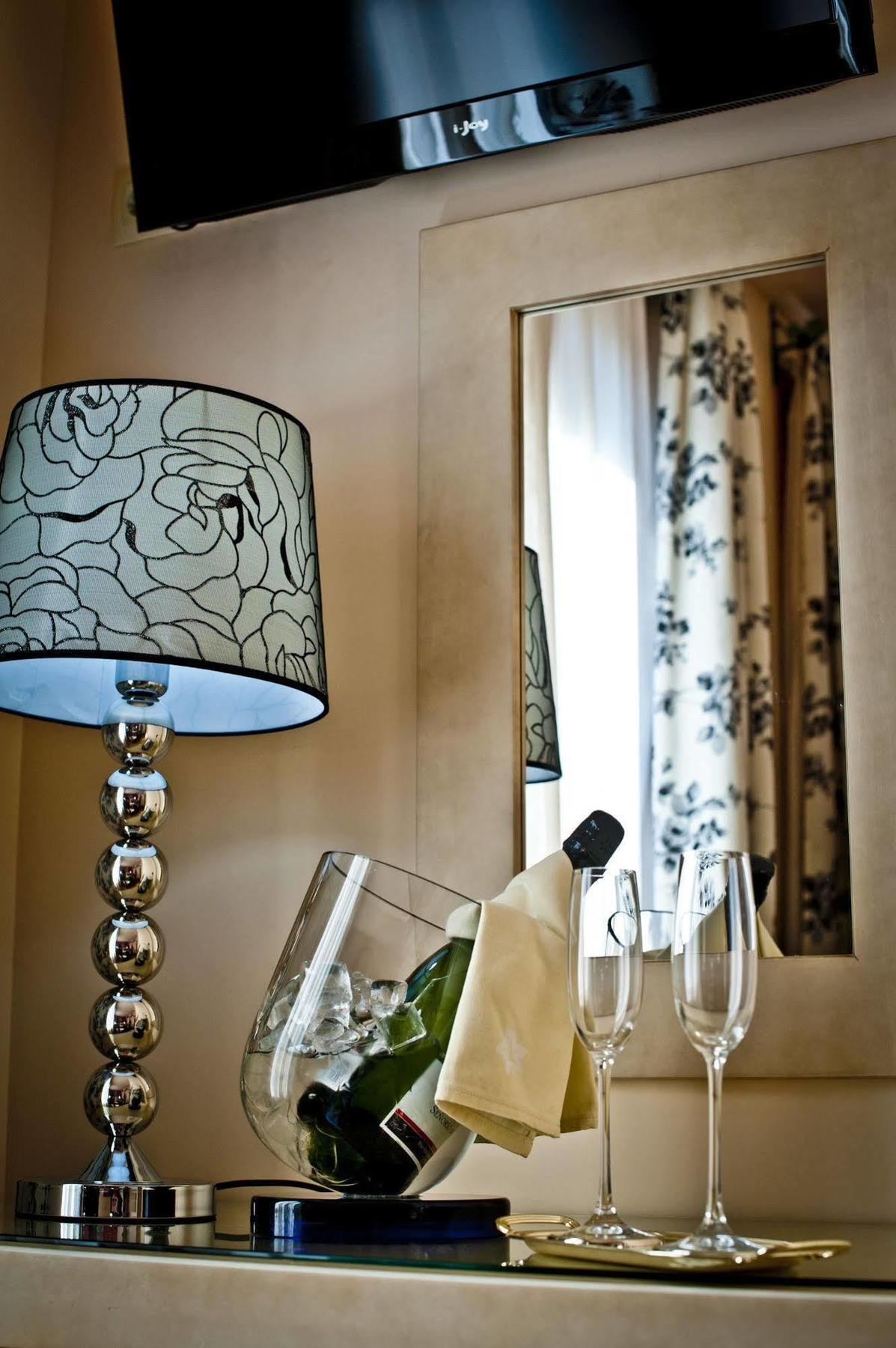 Hotel Condes De Castilla Сеговия Экстерьер фото